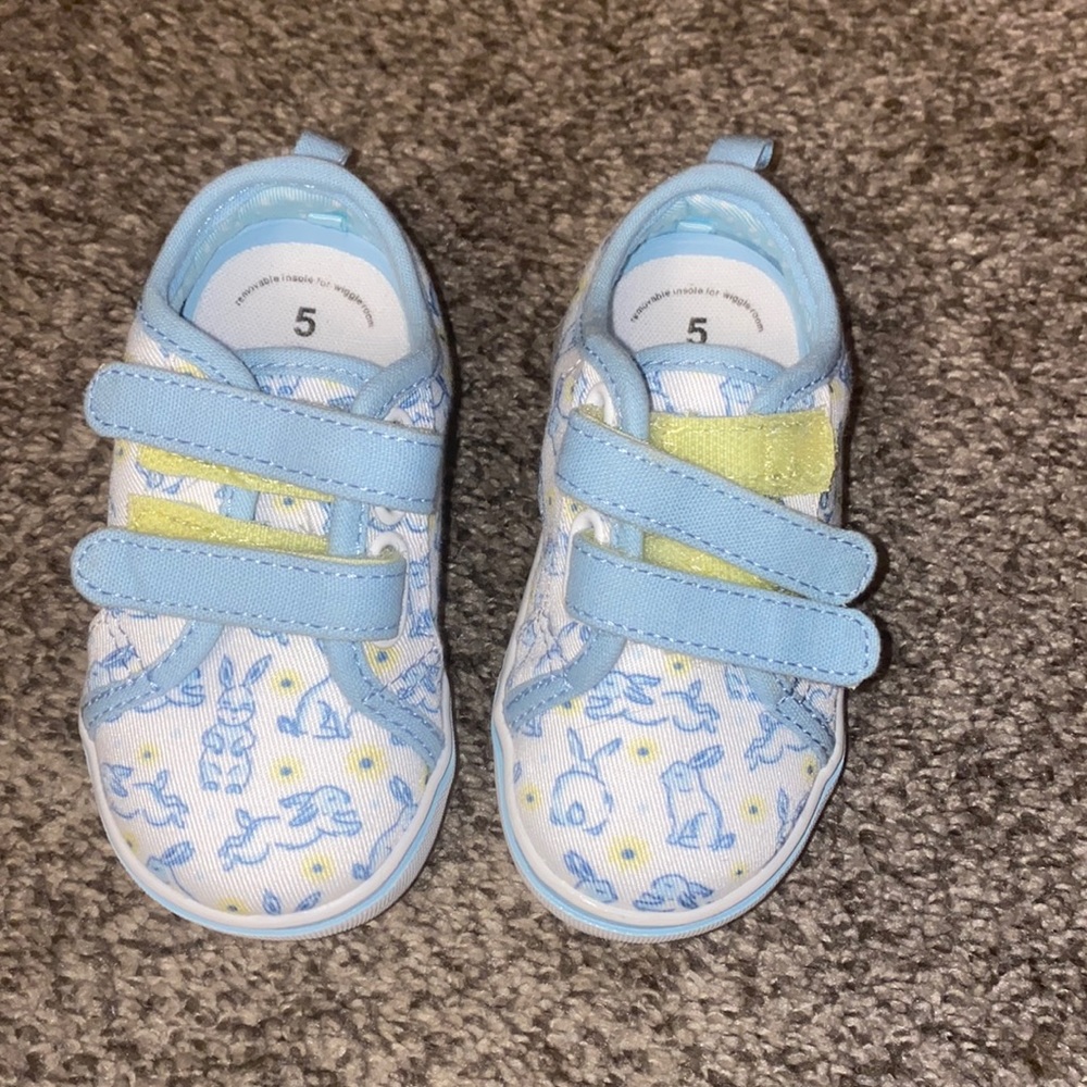 Toddler shoes